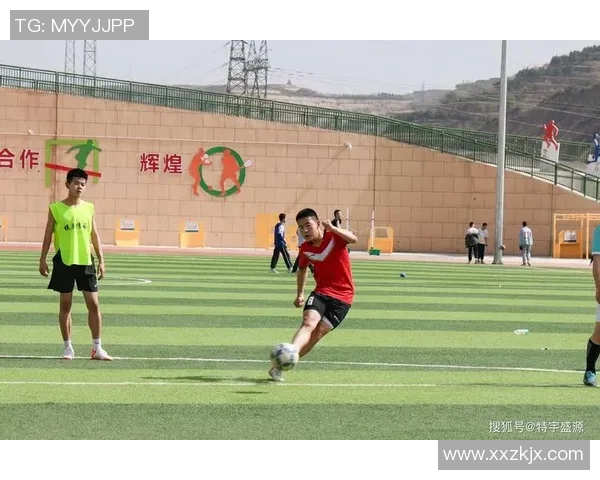 追逐绿茵梦想的青春力量展现足球球星逆境拼搏精神 追逐绿茵梦想的青春力量展现足球球星逆境拼搏精神